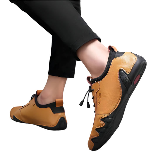 Casual men's shoes with round toe and flat rubber sole, designed for wear-resistance and easy slip-on style.