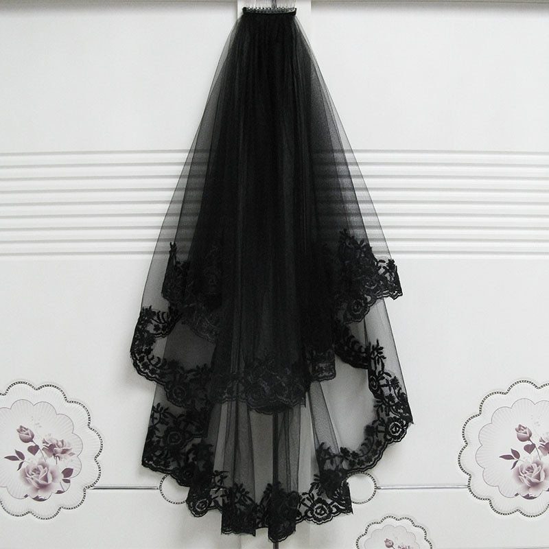 Halloween Black Lace Witch Veil – Elegant Costume Accessory