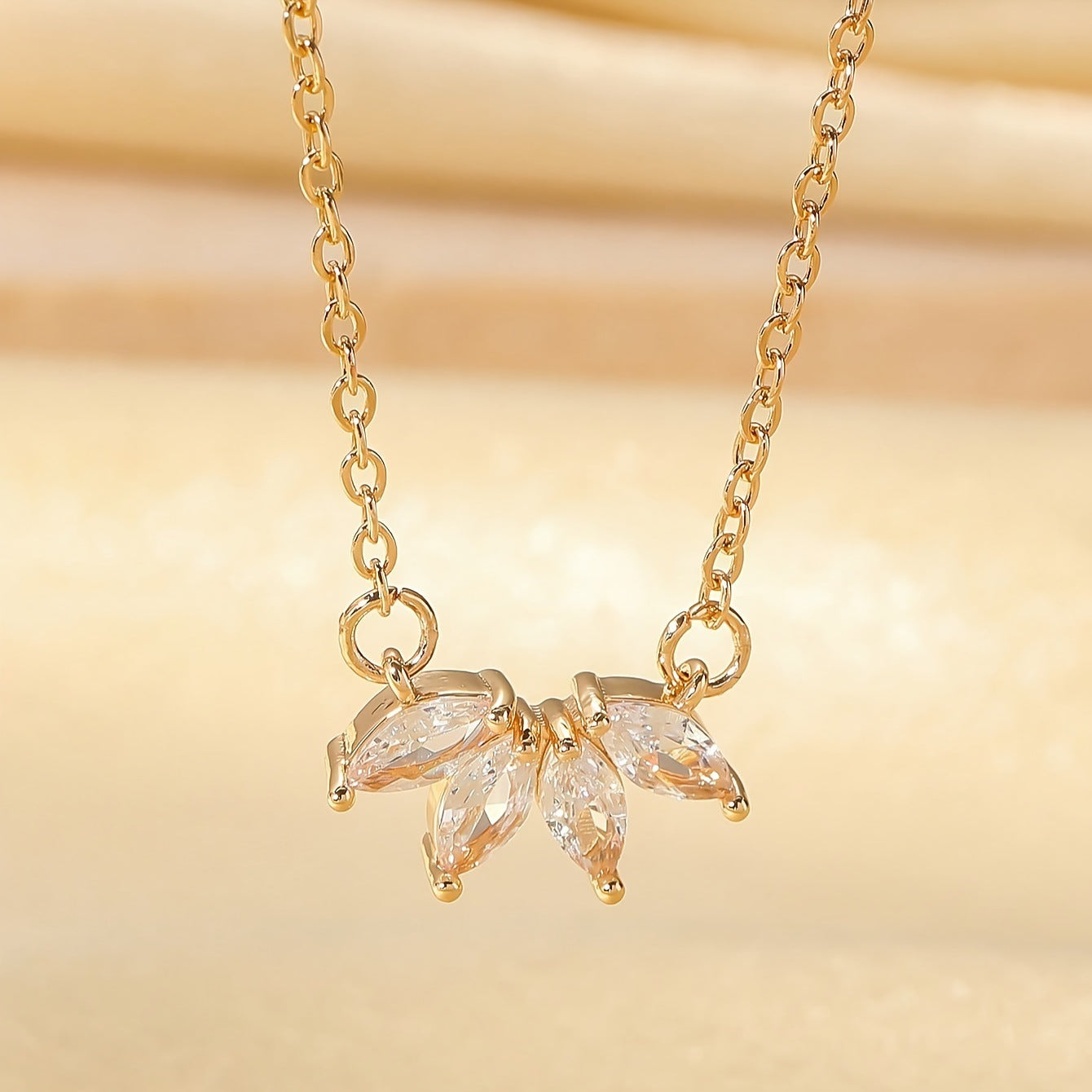 Personality Fashion Minority Design Necklace Clavicle Chain