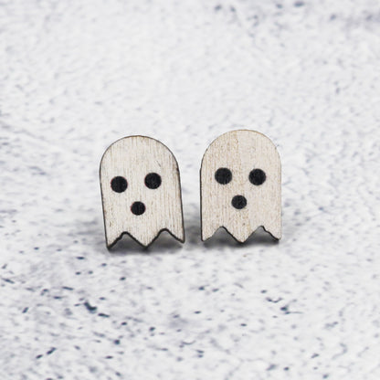 Halloween Bat Stud Earrings – Spooky Chic