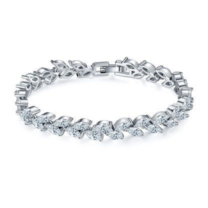 Women's Simple Fashion Hollowed-out Rhinestone Zircon Bracelet