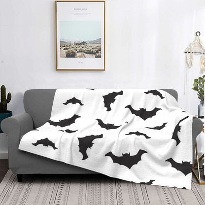 Halloween Bat Pattern Wool Blanket – Cozy Gothic Throw