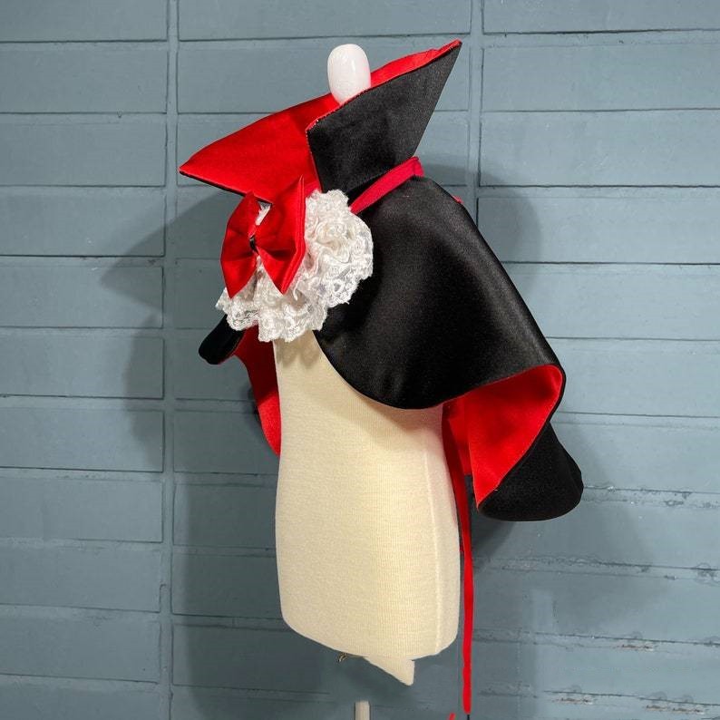 Pet Vampire Halloween Cloak – Red Costume