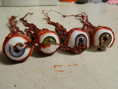 Halloween Latex Eye Prop – Scary Tearing Effect