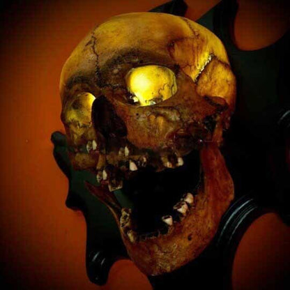 Skeleton Wall Lamp – Spooky Halloween Decor